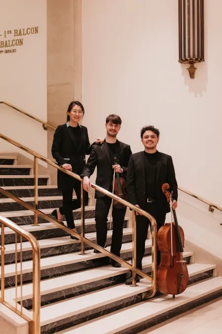 Musiciens sur escaliers